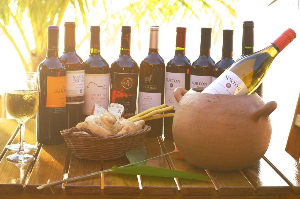 Hotel Posada Seremein ,West Bay ,Roatan エクステリア 写真