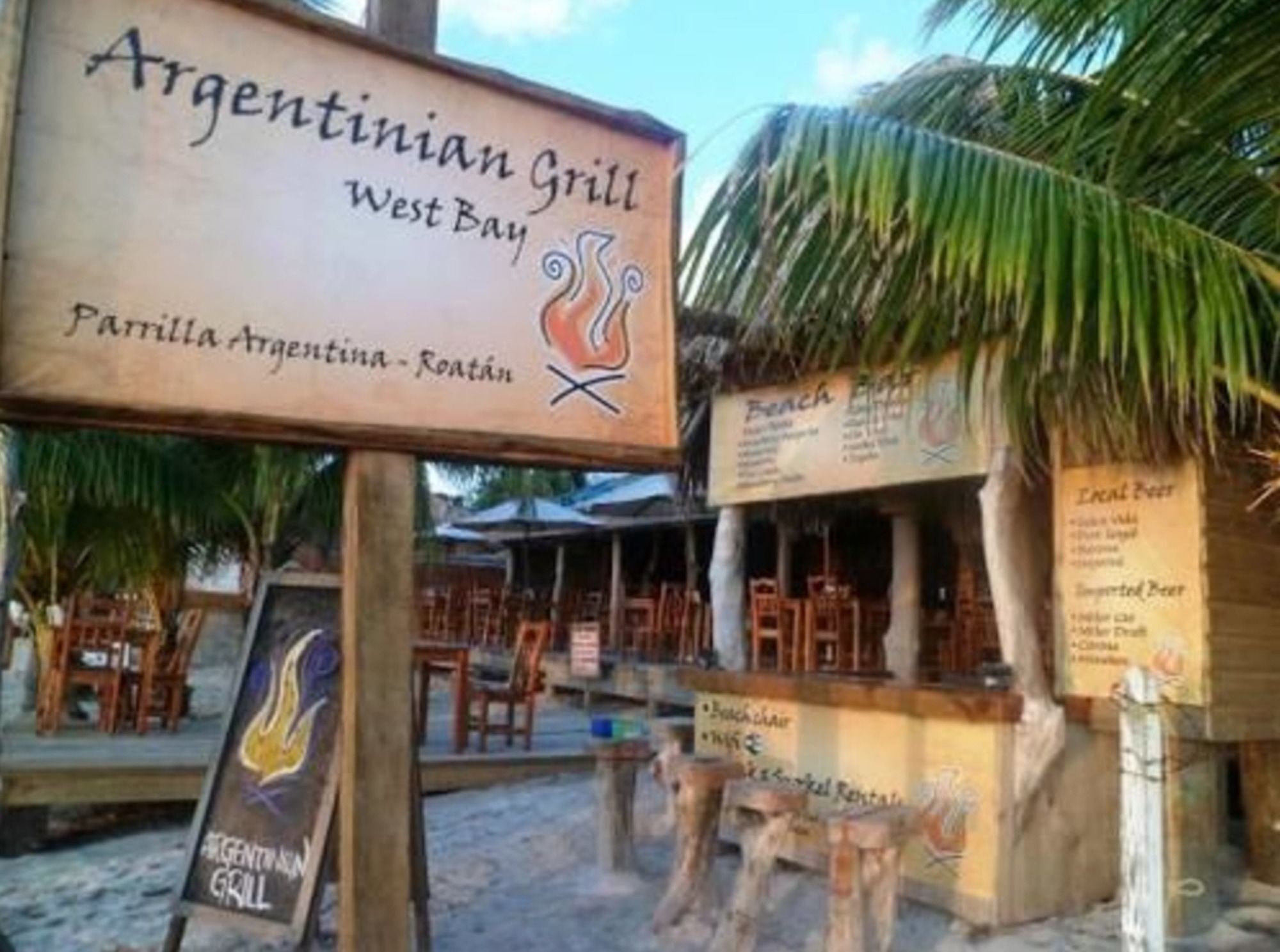 Hotel Posada Seremein ,West Bay ,Roatan エクステリア 写真